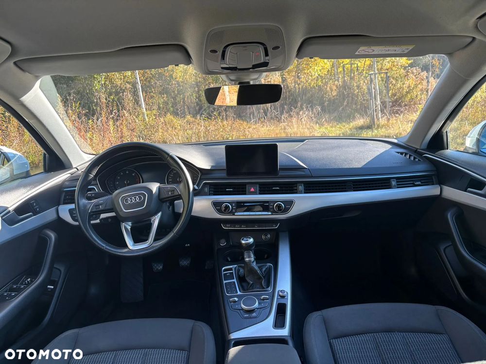 Audi A4 Limousine 1.4 TFSI Design - 7