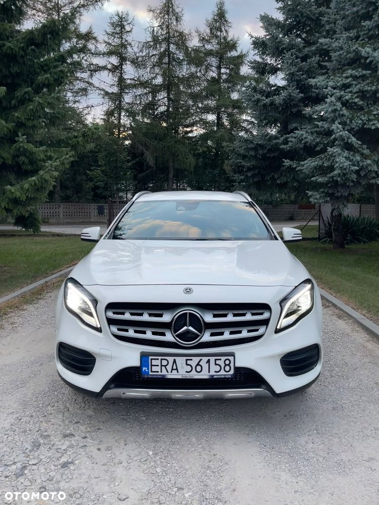Mercedes-Benz GLA 200 7G-DCT - 2