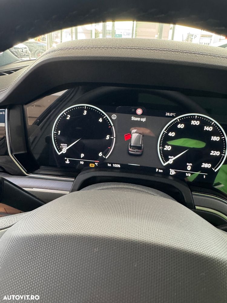 Volkswagen Touareg V6 TDI 4MOTION Elegance - 17