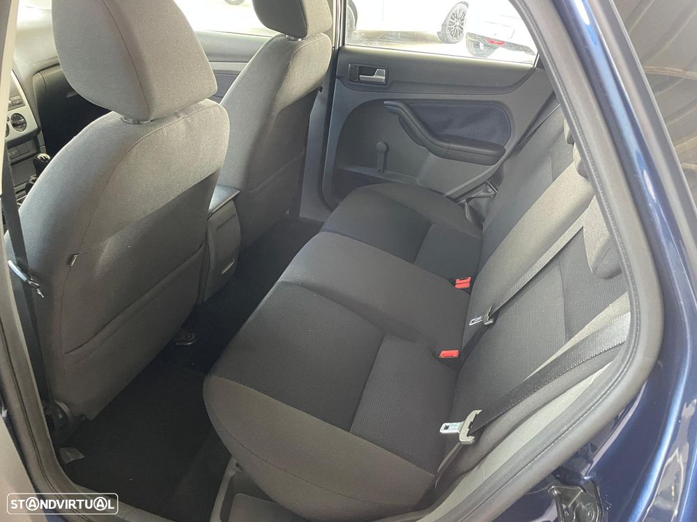 Ford Focus 1.4 16V Trend - 17