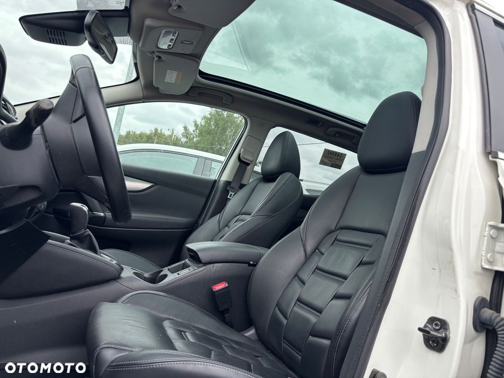 Nissan Qashqai - 10