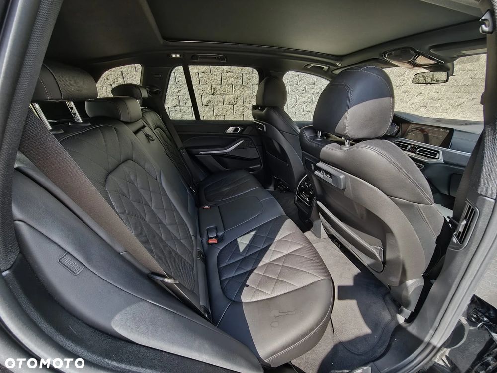 BMW X5 xDrive40i - 30