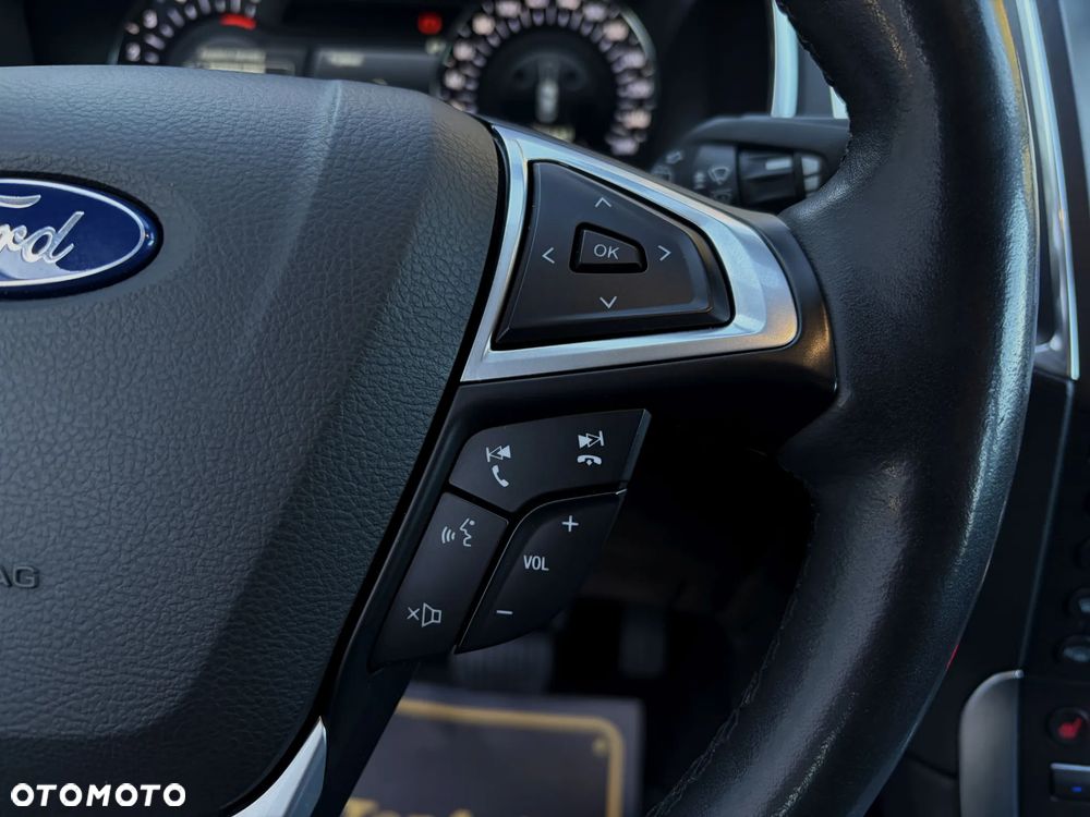 Ford S-Max 2.0 EcoBlue Titanium - 25