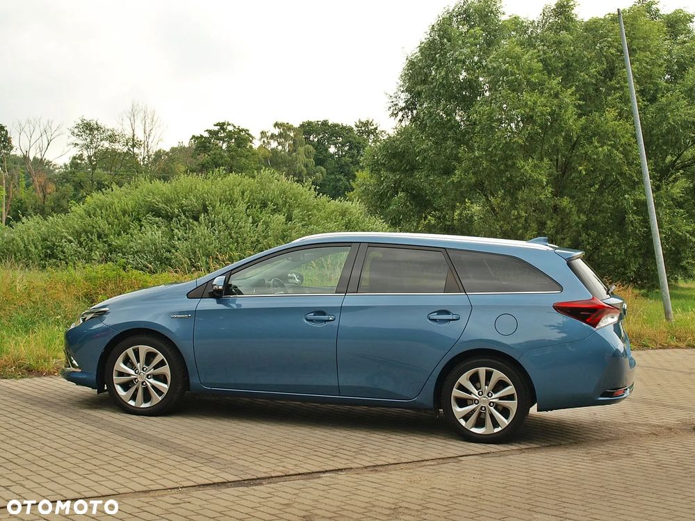 Toyota Auris - 15