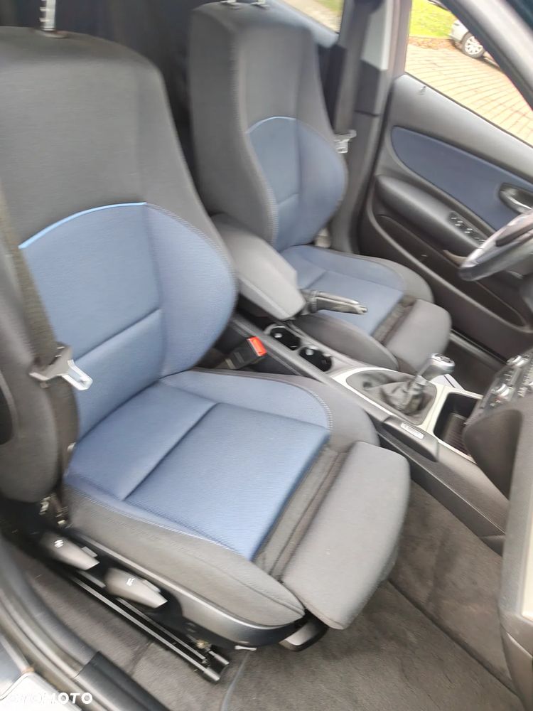 BMW Seria 1 118d Sport Line - 9