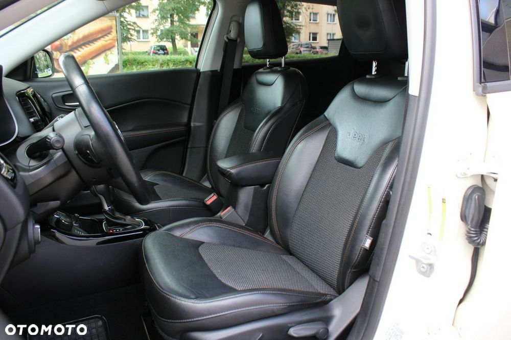 Jeep Compass 1.4 TMair Limited 4WD S&S - 11