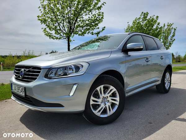 Volvo XC 60 D4 Drive-E R-Design Summum