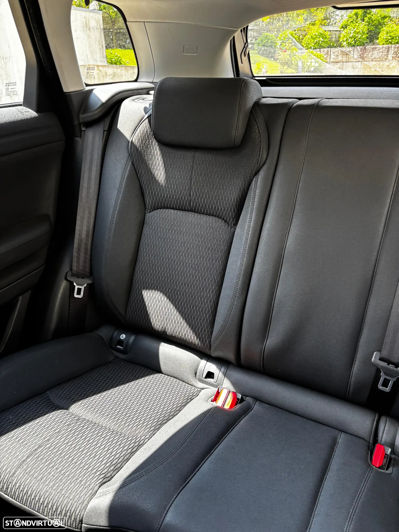 Land Rover Range Rover Evoque 2.0 eD4 Pure - 29