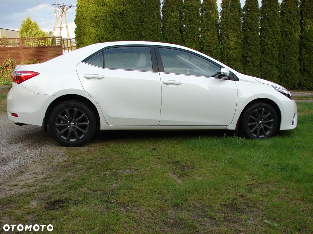 Toyota Corolla 1.6 Comfort - 6
