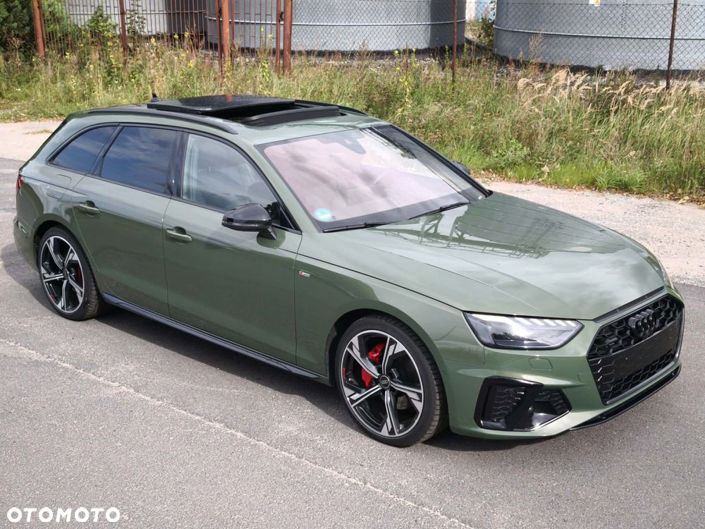 Audi A4 Avant 40 TDI quattro S tronic S line - 1