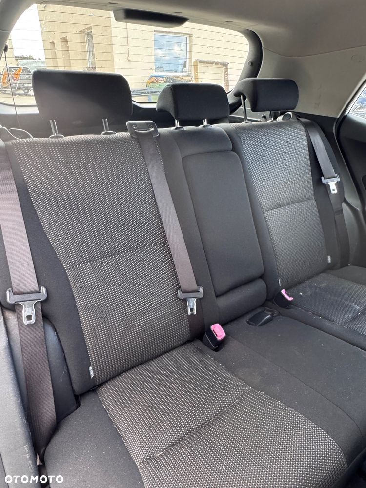 Toyota Auris 2.0 D-4D - 14