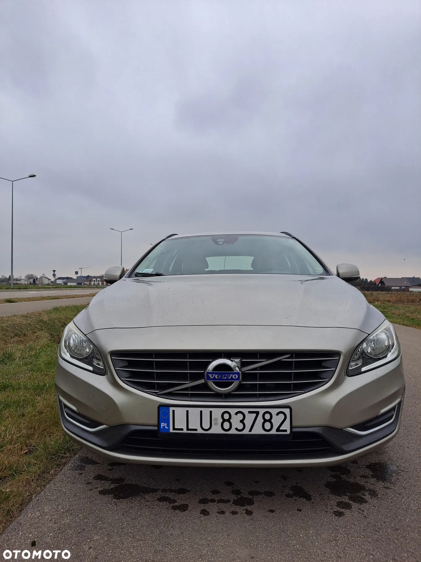 Volvo V60 D4 Summum - 2