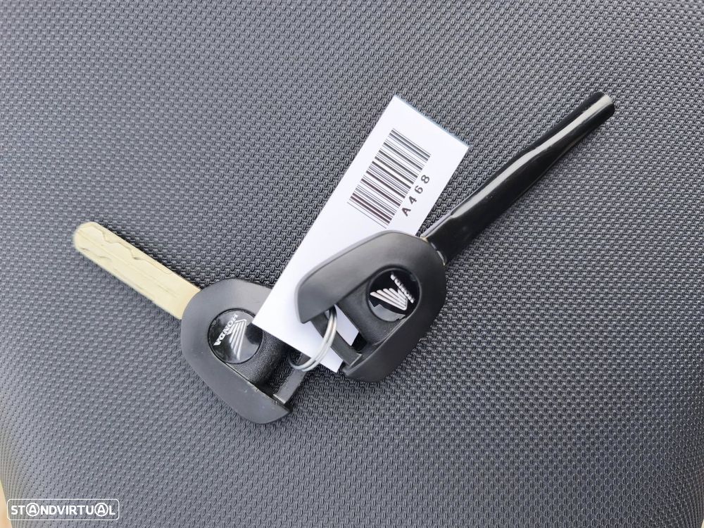 Honda Hornet 750 quickshift - 5