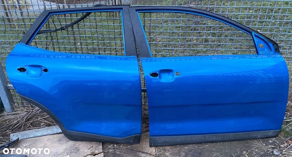 DRZWI PRAWE  TYŁ KIA STONIC - 1