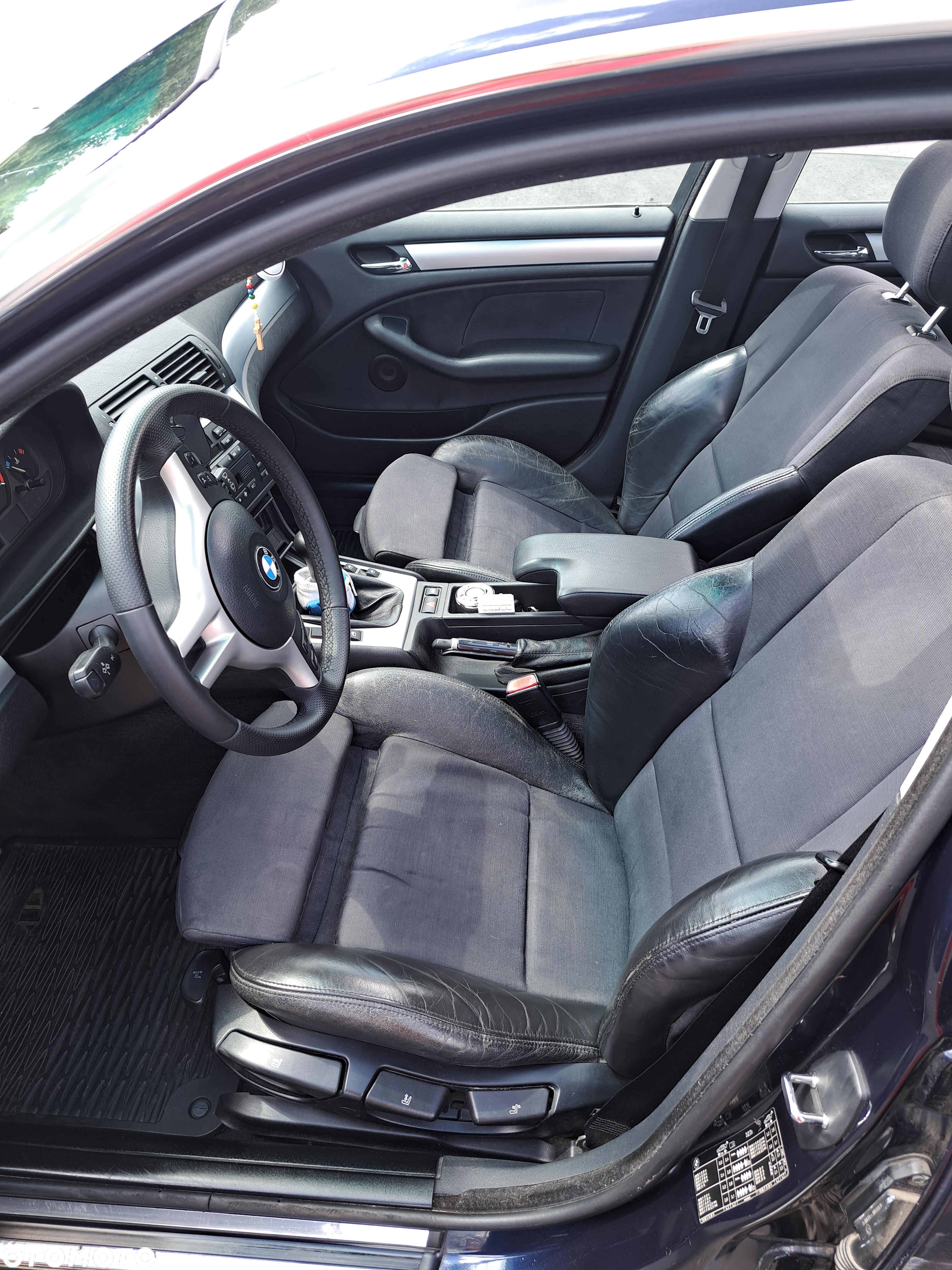 BMW Seria 3 323i - 2