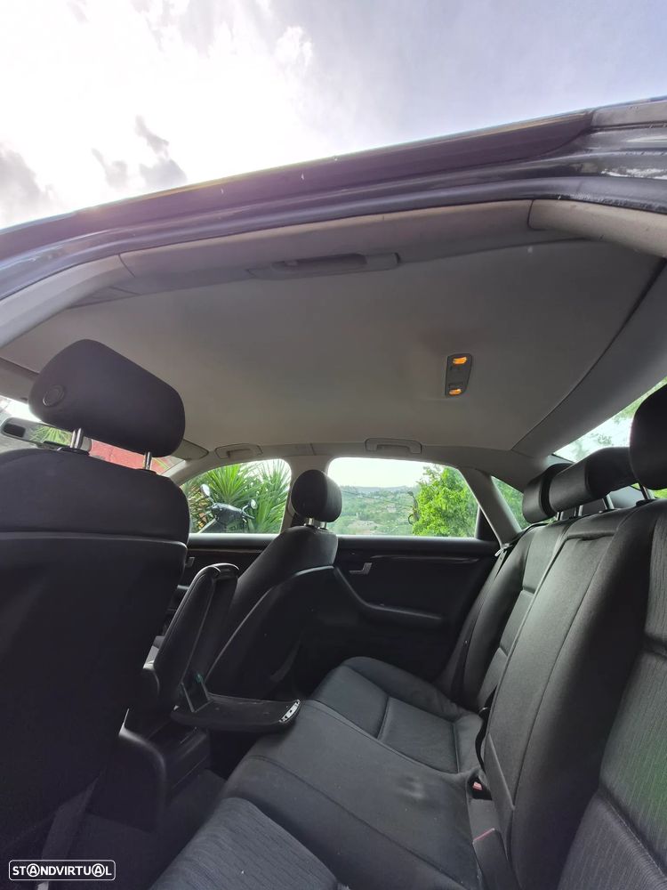 Audi A4 2.0 TDI Advance - 13