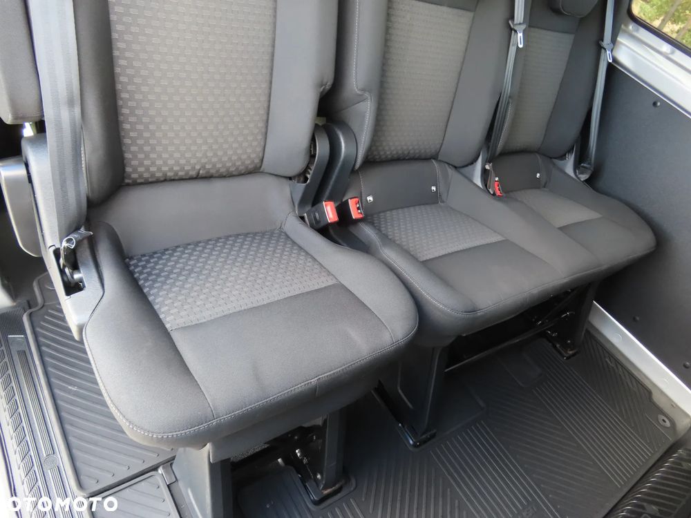 Ford Transit Custom - 19