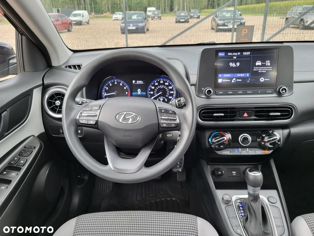 Hyundai Kona - 16