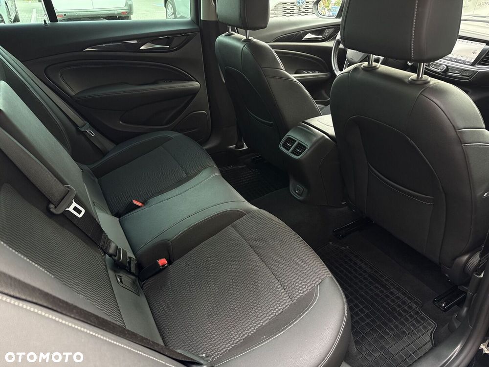 Opel Insignia 2.0 CDTI Innovation S&S - 12