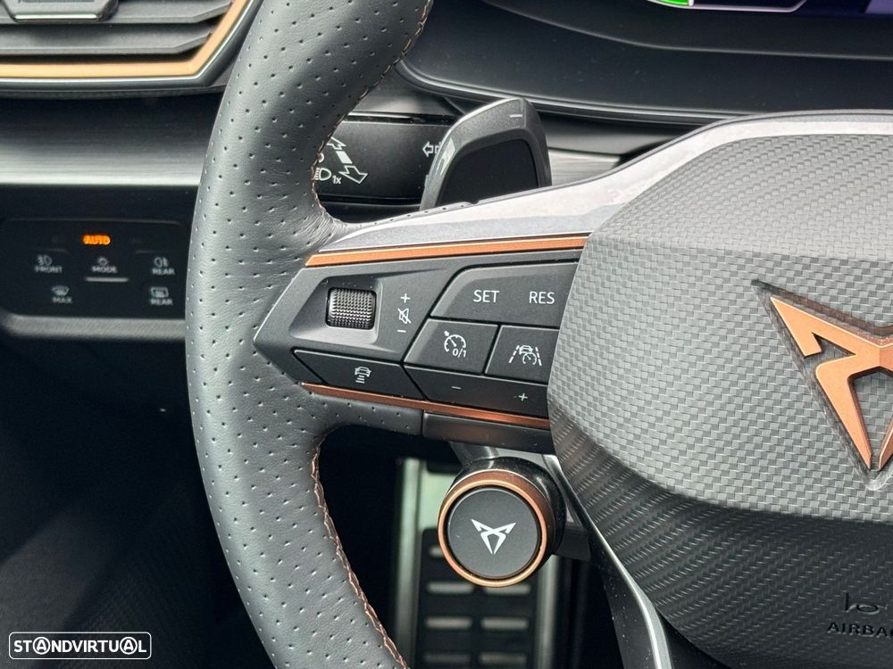 Cupra Leon 1.4 e-Hybrid VZ DSG - 36