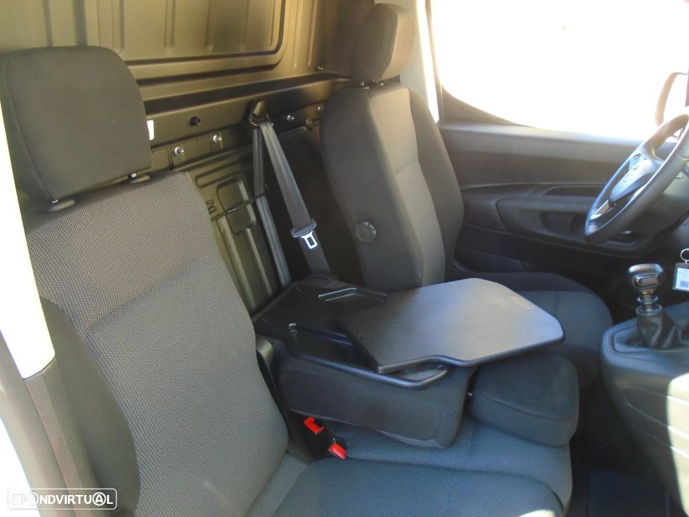 Opel COMBO  LONGA-NACIONAL-3 Lugares-102CV-6V-IVA DEDUTIVEL - 22