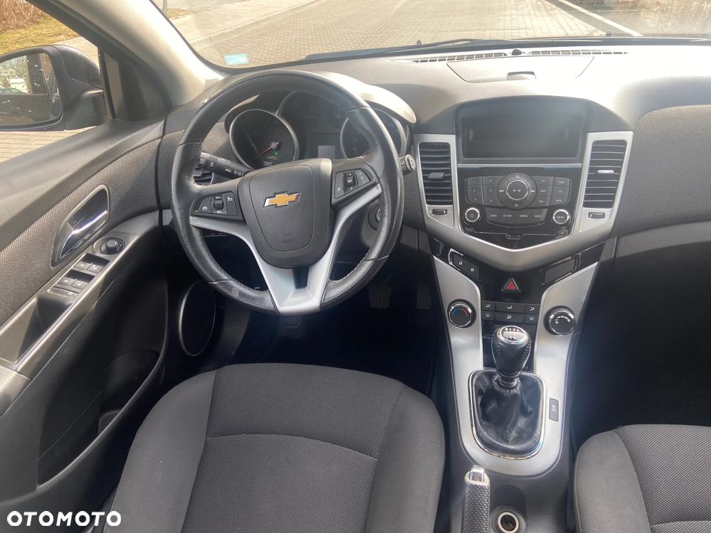 Chevrolet Cruze - 9