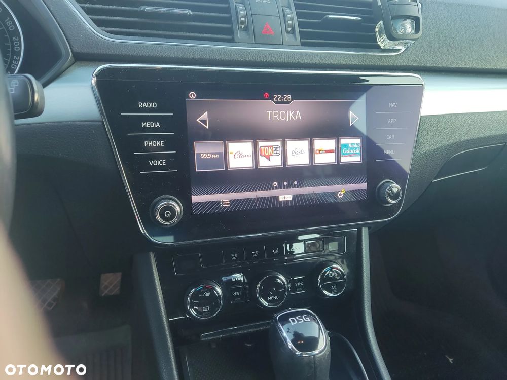Skoda Superb 2.0 TDI SCR Ambition DSG - 11