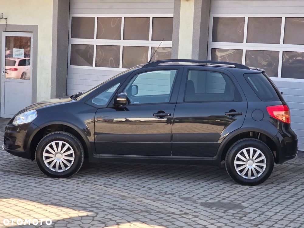 Suzuki SX4 1.6 VVT 4x4 Style - 12
