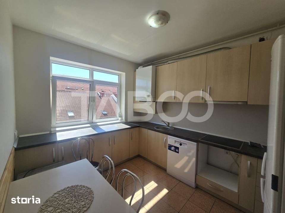 Prima inchiriere-Apartament 103 mpu 3 camere balcon 10 mp zona Strand — fotografia 3