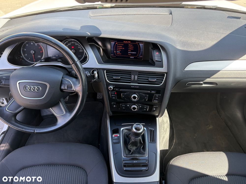 Audi A4 Limousine 1.8 TFSI Attraction - 25