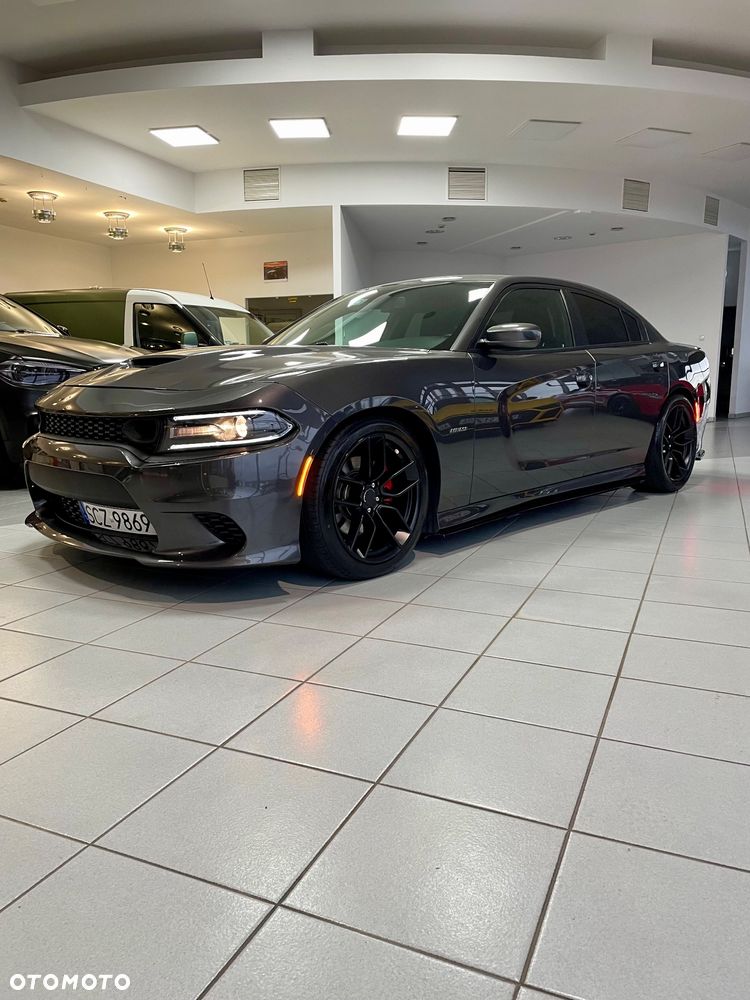 Dodge Charger 5.7 R/T - 5