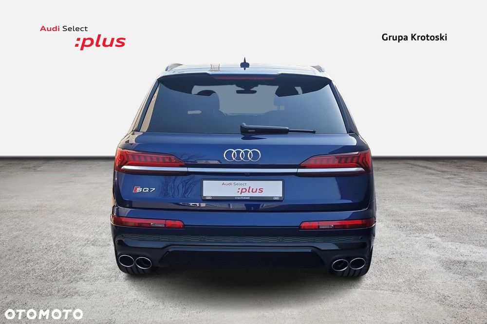 Audi SQ7 - 7