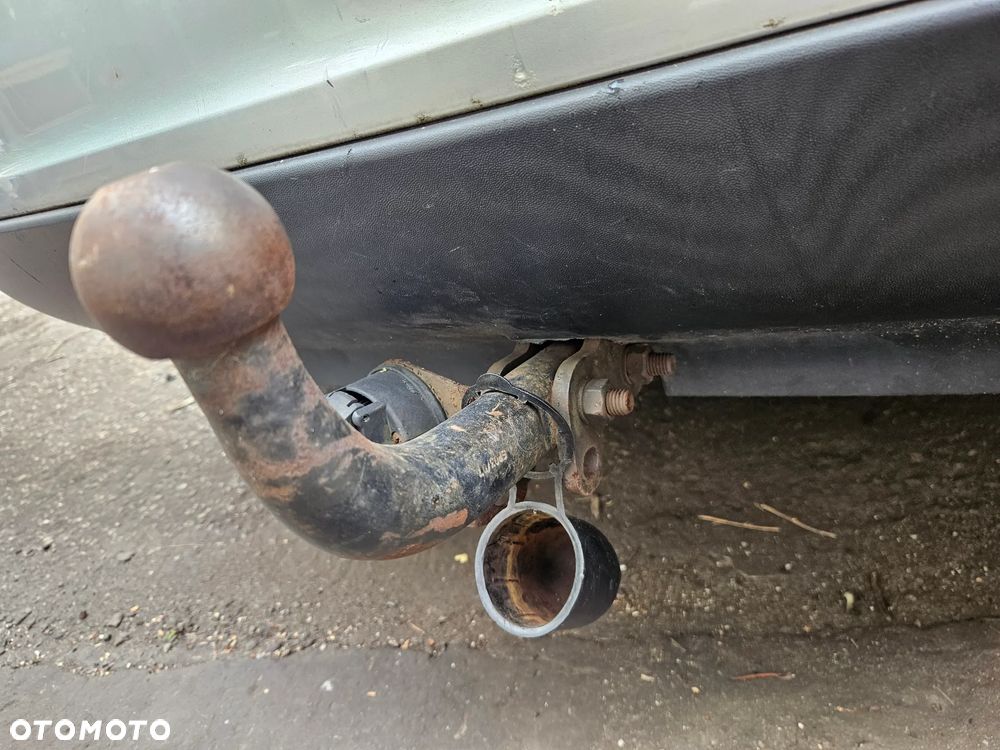 VW Golf 5 V  Plus Hak holowniczy - 1