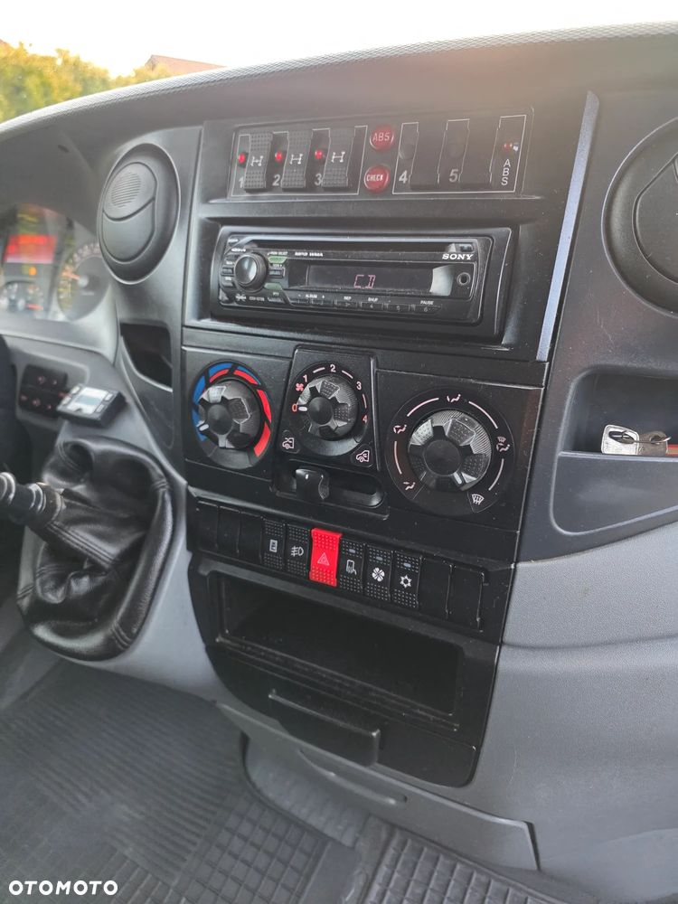 Iveco DAILY 4x4 35S18W - 17