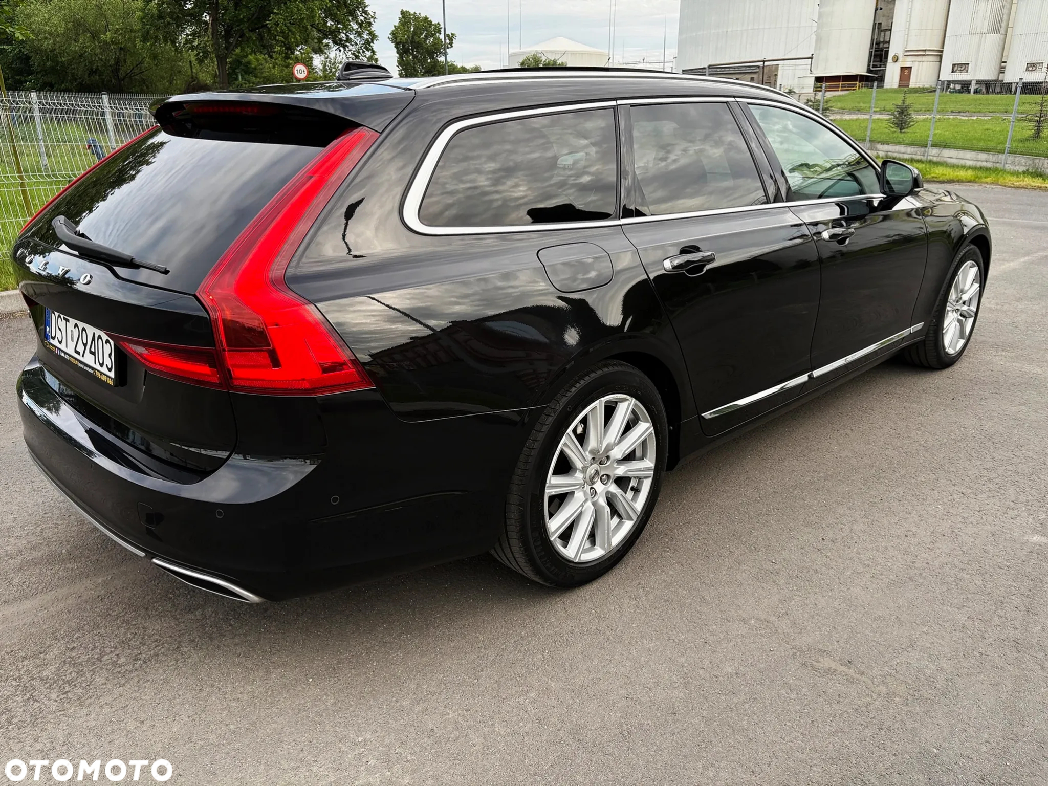 Volvo V90 D4 Inscription - 13