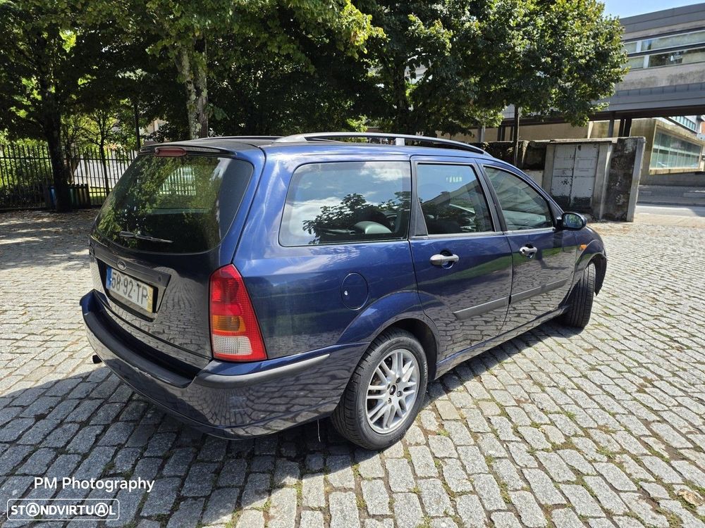 Ford Focus SW 1.6 Ambiente - 6