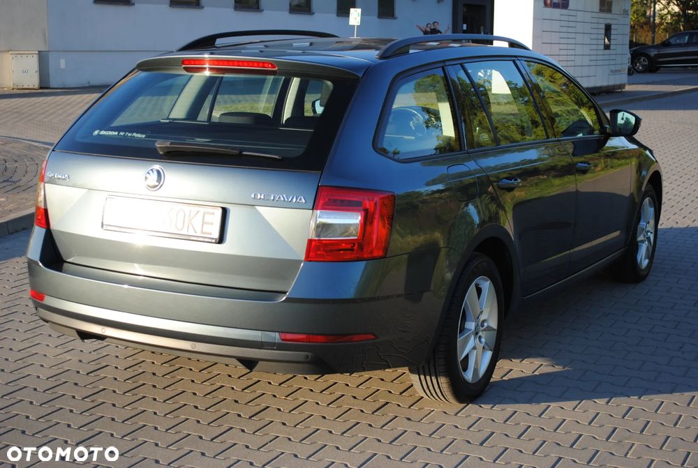 Skoda Octavia 1.5 TSI ACT Style DSG - 27