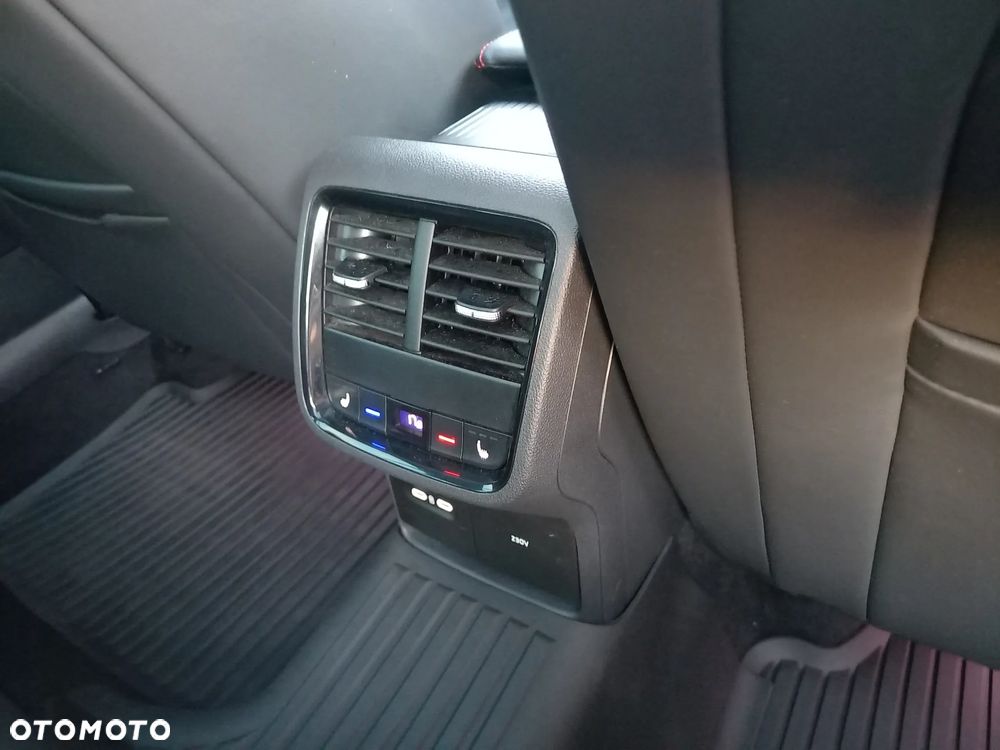 Skoda Octavia 2.0 TDI RS DSG - 27