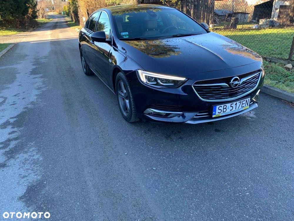 Opel Insignia - 1
