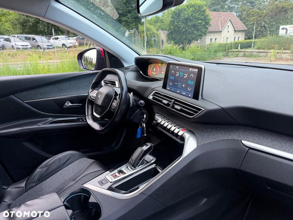 Peugeot 3008 - 22
