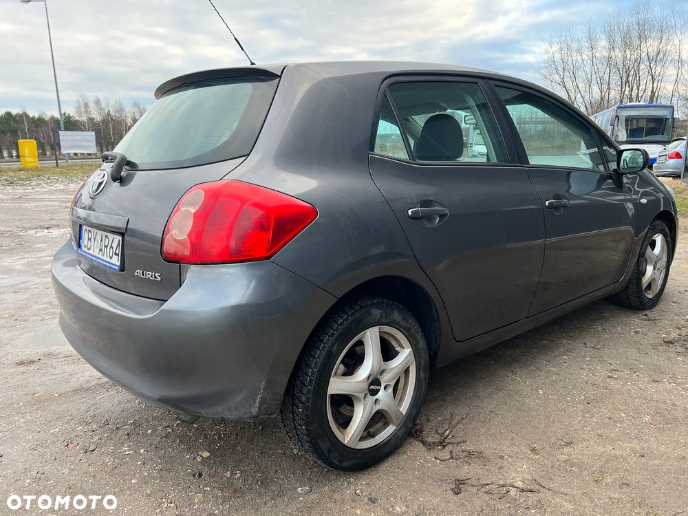 Toyota Auris 1.4 D-4D Luna - 5