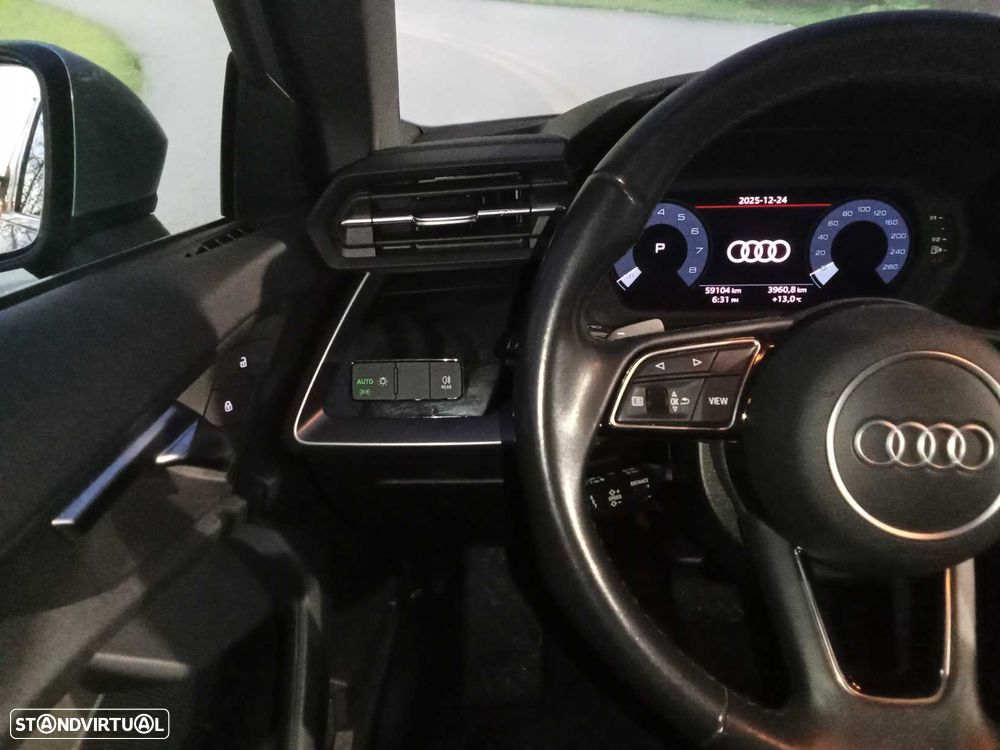 Audi A3 Sportback - 13