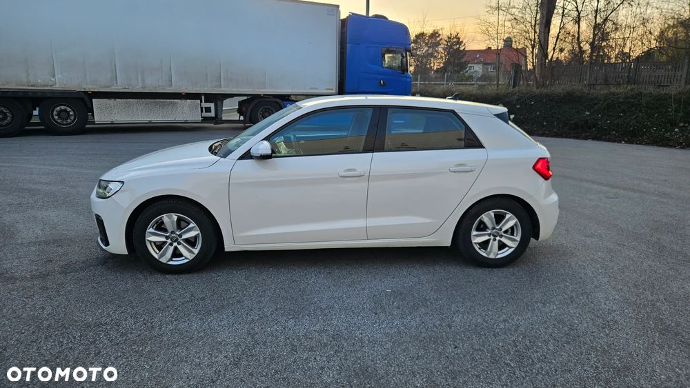 Audi A1 Sportback 30 TFSI S tronic - 4