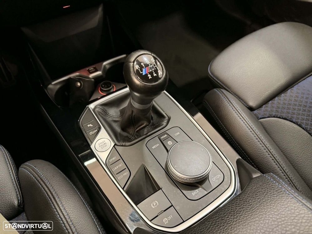 BMW 116 d Pack Desportivo M - 23