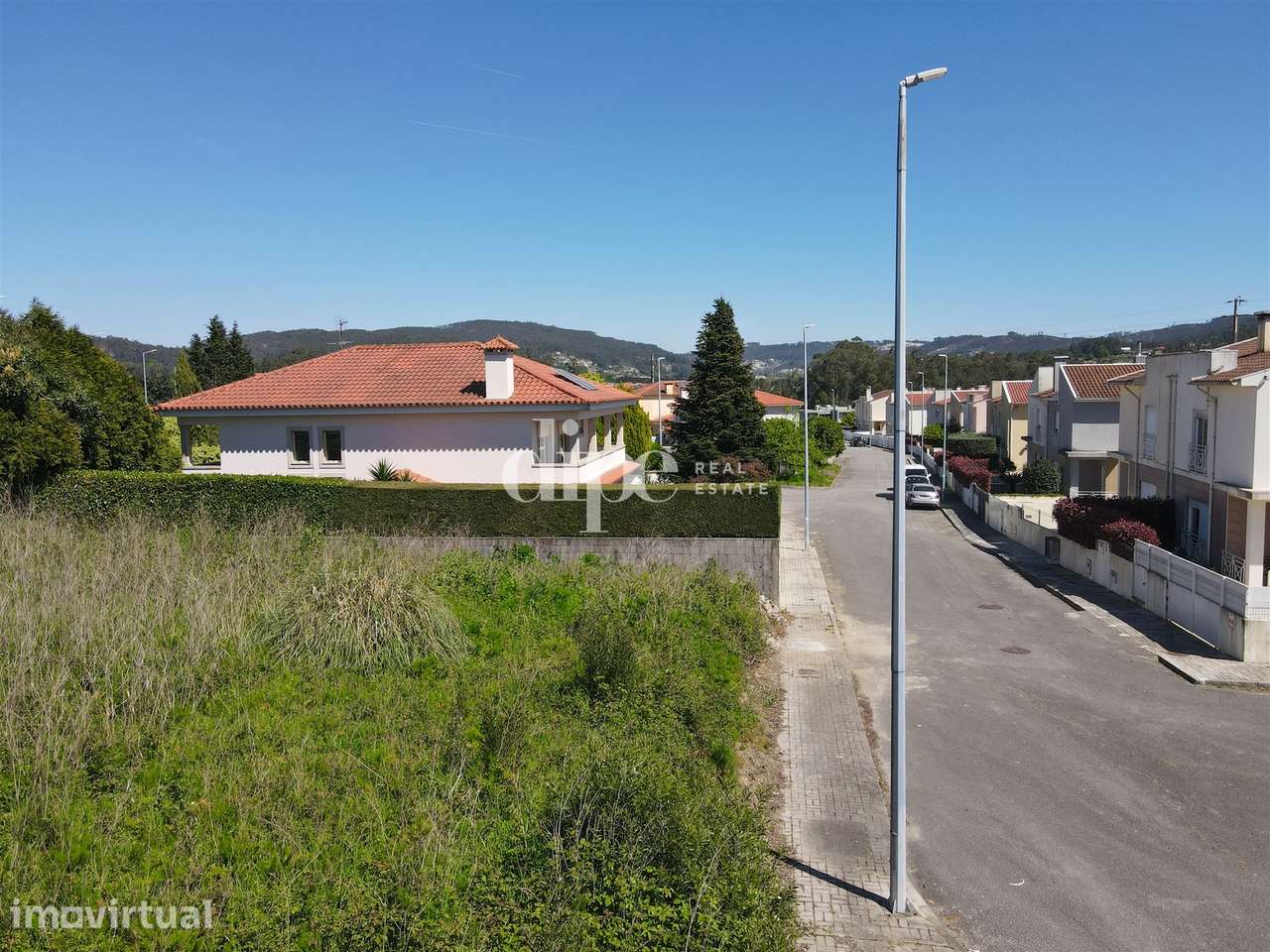 Apartamento T1 à venda com terraço de 60 m² e piscina - Grande imagem: 4/8