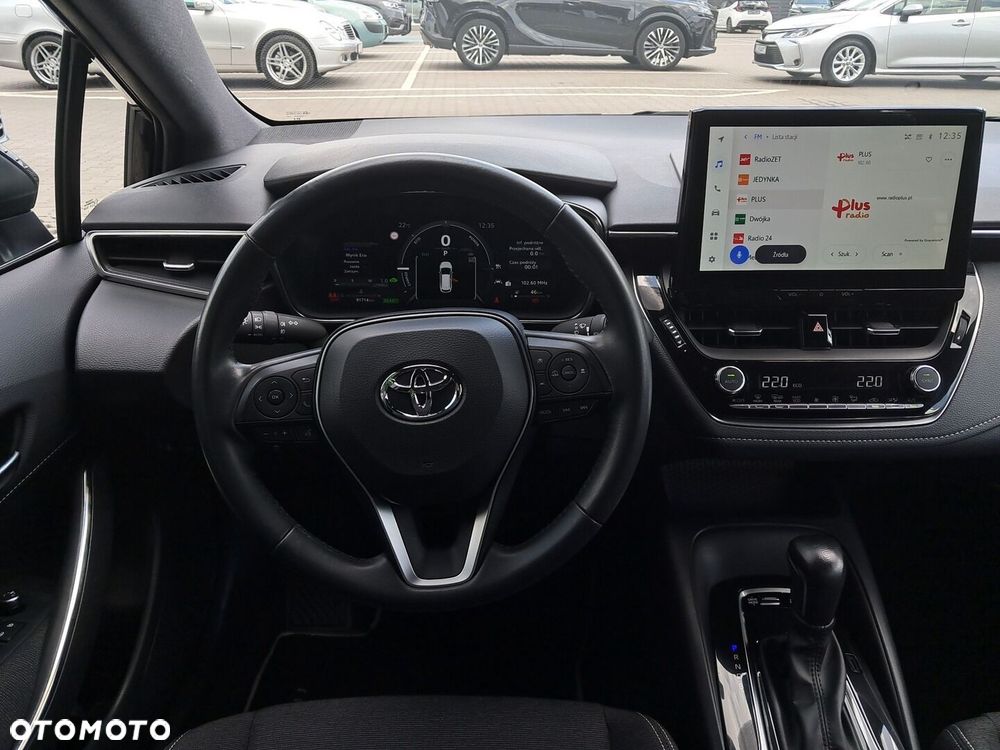 Toyota Corolla 1.8 Hybrid Comfort - 17