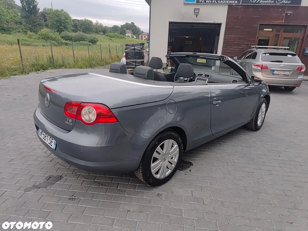 Volkswagen Eos - 12