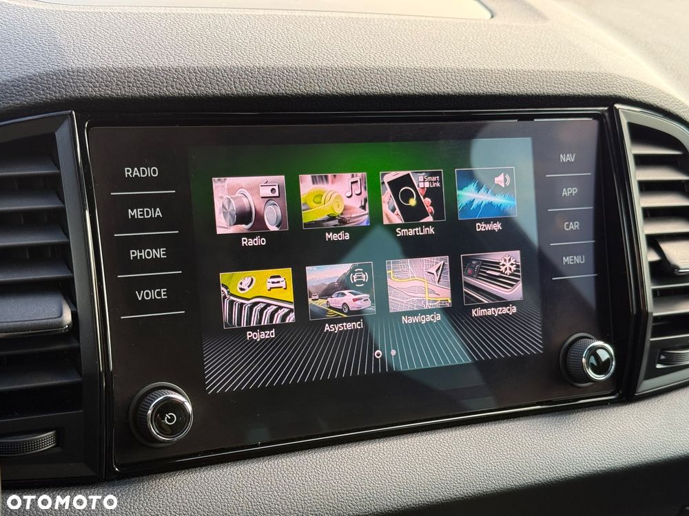 Skoda Karoq 2.0 TDI DSG Sportline - 24