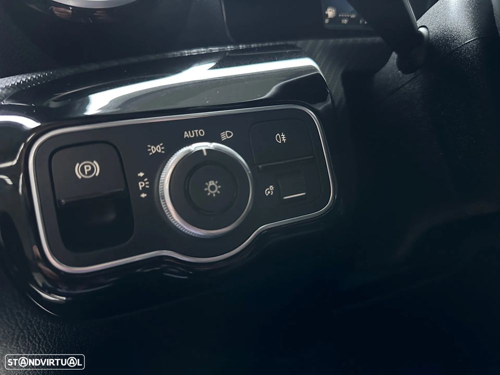 Mercedes-Benz A 250 e 8G-DCT Advanced Progressive - 15