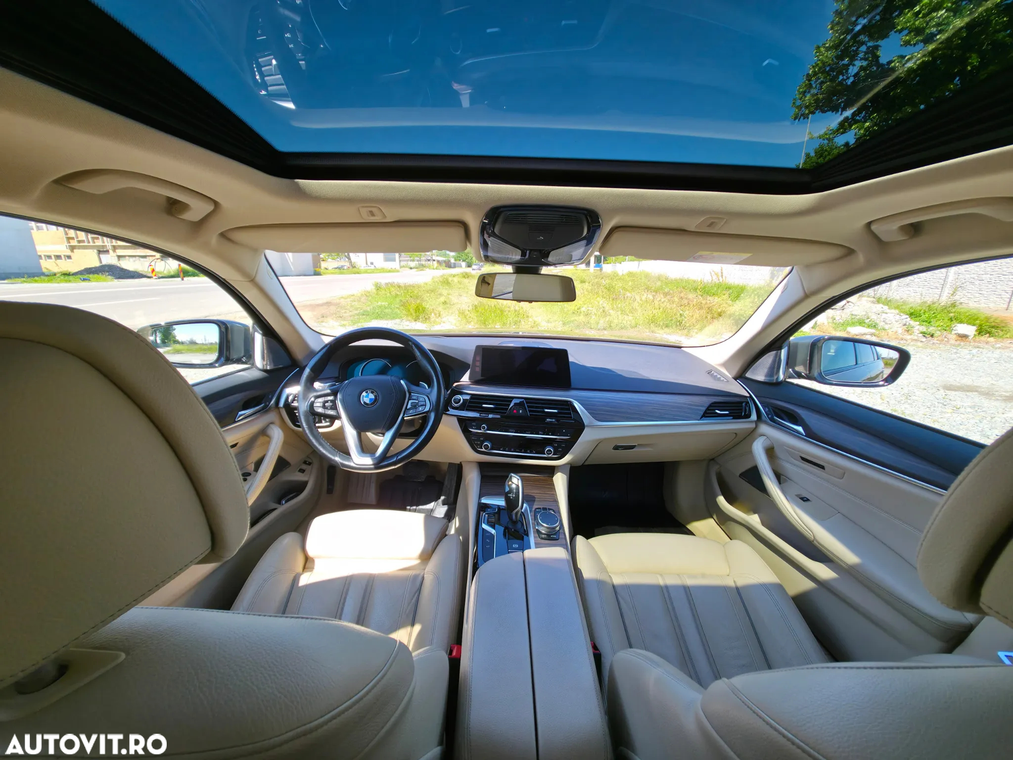 BMW Seria 5 530e iPerformance Aut. Sport Line - 12